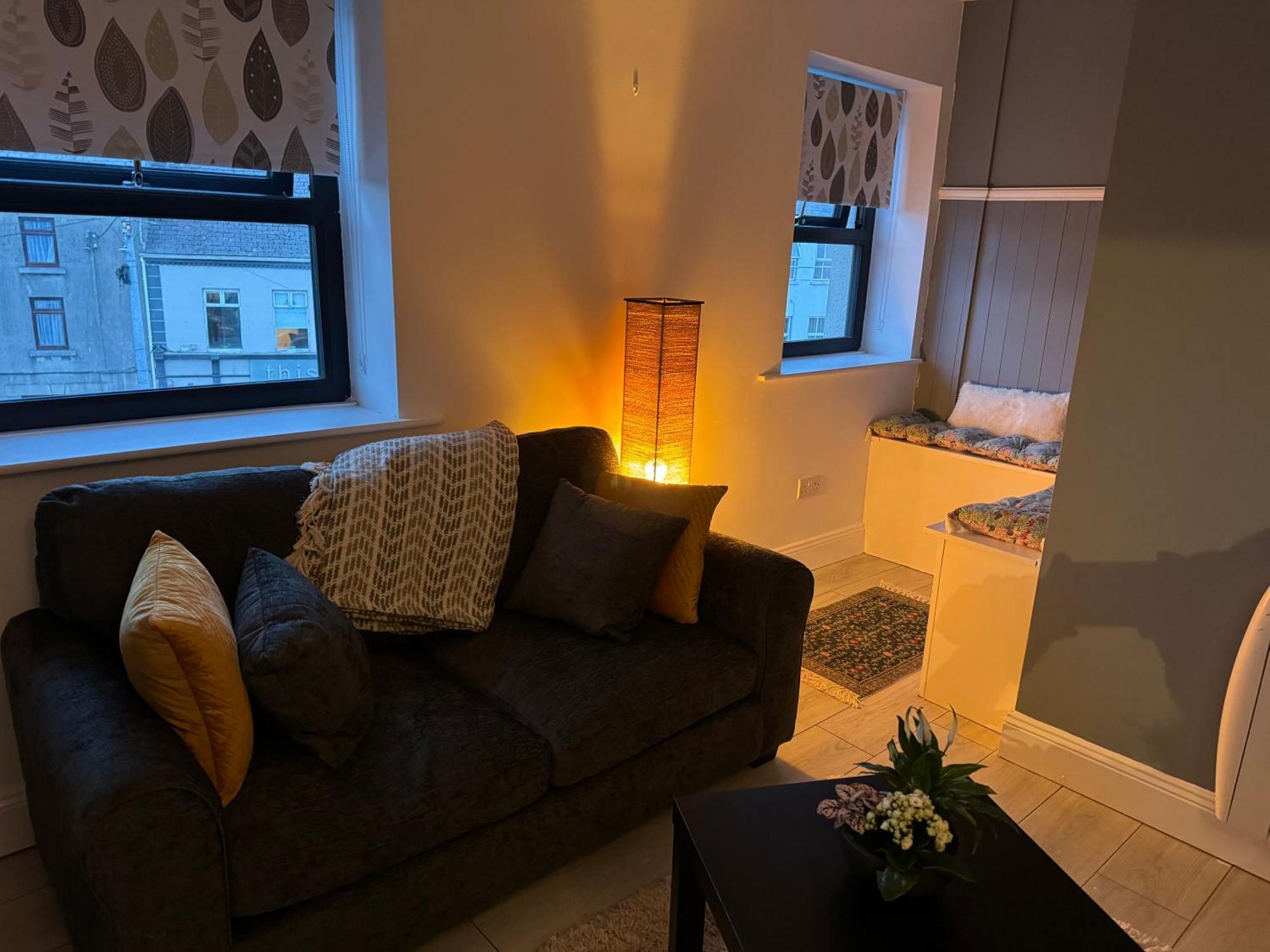 Appartement Woodquay Mews à Galway Extérieur photo